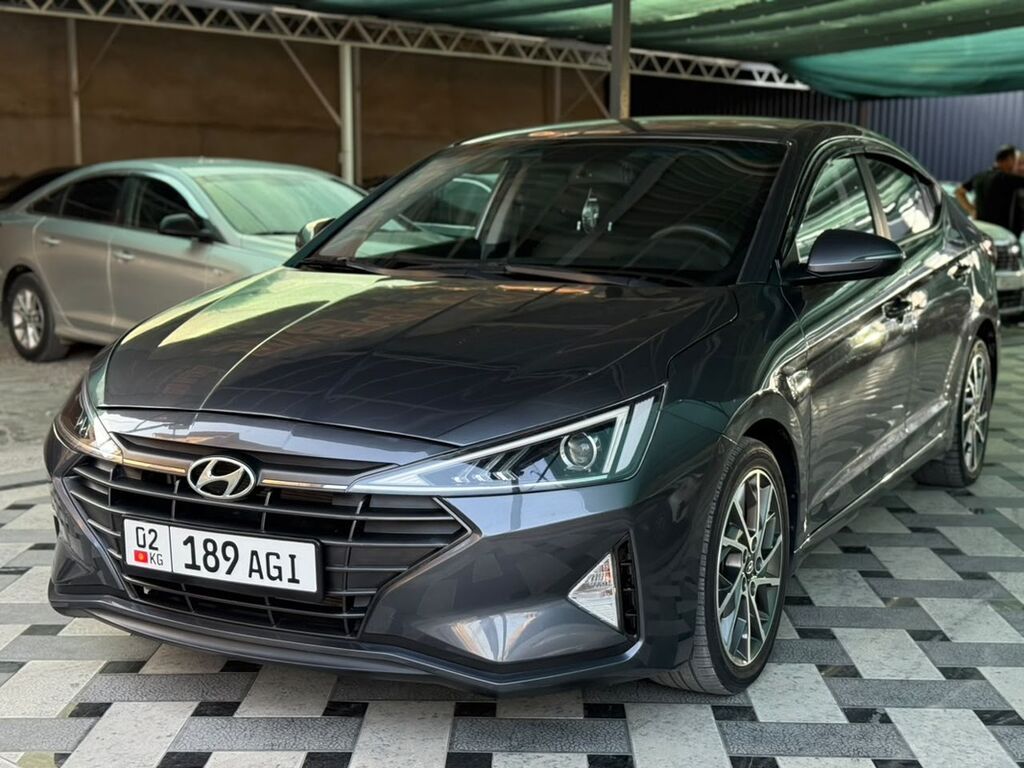 Hyundai Avante: 2018 г., 1.6 л, Автомат, Бензин, Седан: фото 2