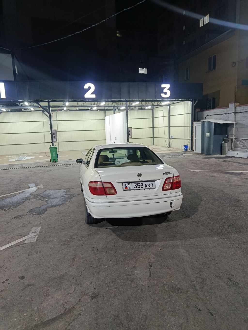 Nissan Sunny: 2001 г., Автомат, Бензин, Седан: фото 4