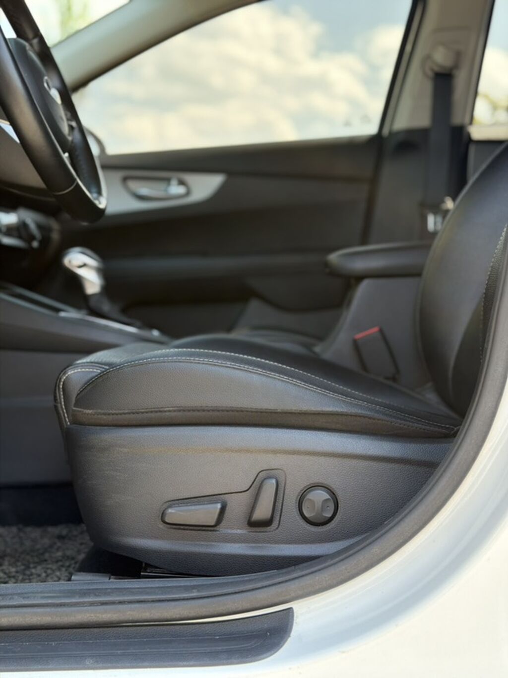 Kia K3: 2021 г., 1.6 л, Автомат, Бензин, Седан: фото 6