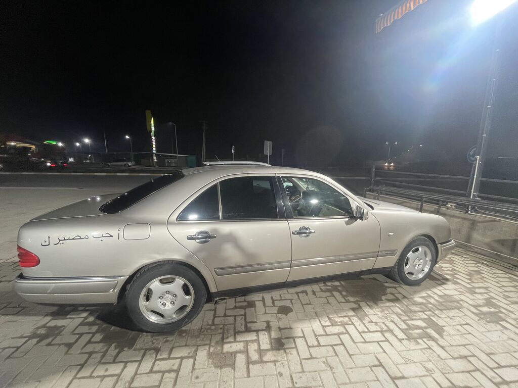 Mercedes-Benz E-Class: 1999 г., 2.8 л, Автомат, Бензин, Седан: фото 3
