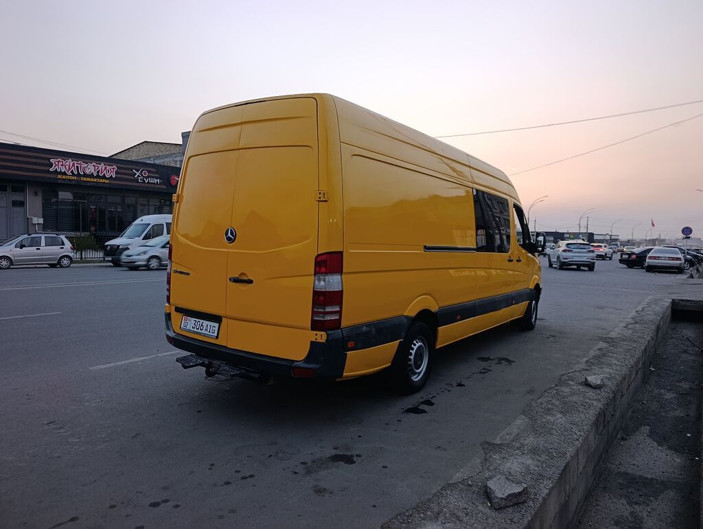 Mercedes-Benz Спринтер: 2010 г., 2.2 л, Механика, Дизель, Фургон: фото 4