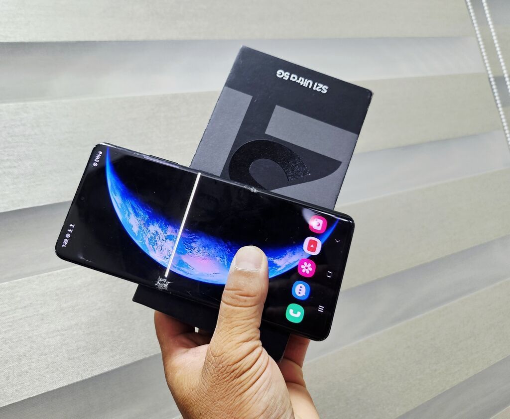 Samsung Galaxy S21 Ultra, Б/у, 256 ГБ, цвет - Черный, 1 SIM, 2 SIM — фото 1