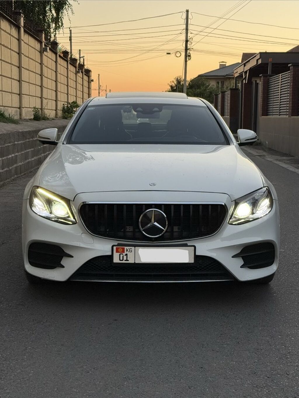 Mercedes-Benz E-Class: 2017 г., 2 л, Автомат, Бензин, Седан: фото 2