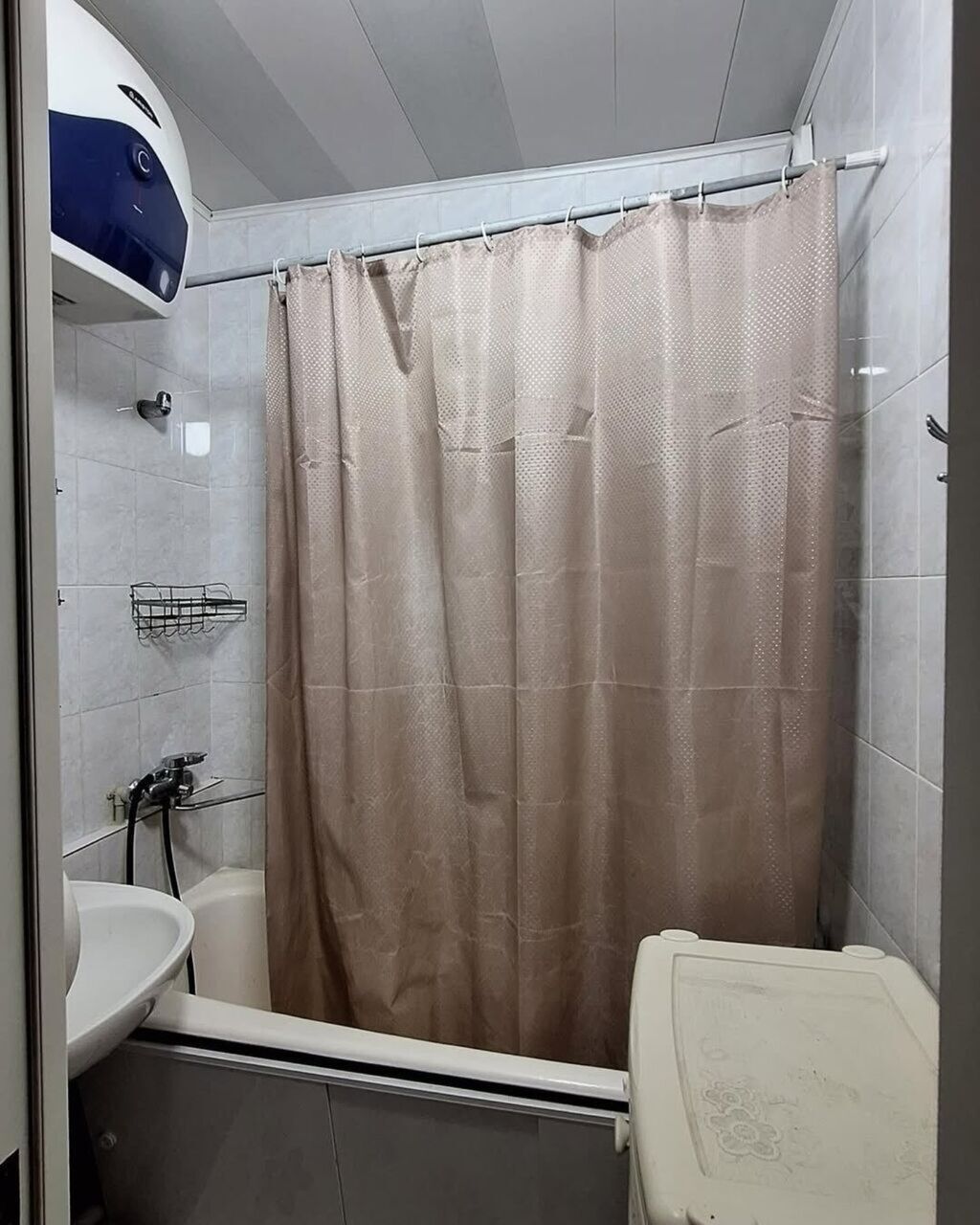 3 комнаты, 70 м², 7 мкр 105 серия, 9 этаж, Евроремонт: фото 6