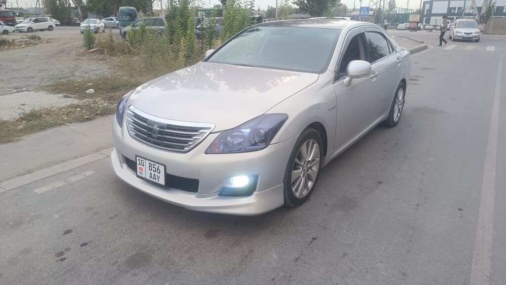Toyota Crown: 2009 г., 3.5 л, Вариатор, Гибрид, Седан: фото 3