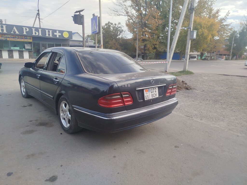 Mercedes-Benz E-Class: 2002 г., 5.5 л, Типтроник, Бензин, Седан: фото 7