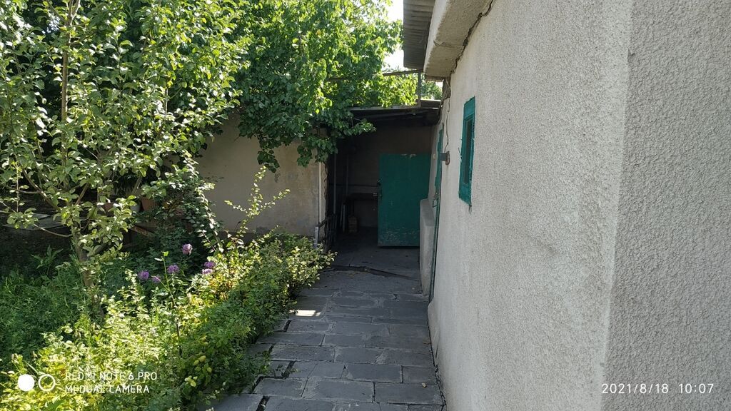 Продаю двух этажный дом Кара-Балта в начале села Алексеевка по улице: фото 3