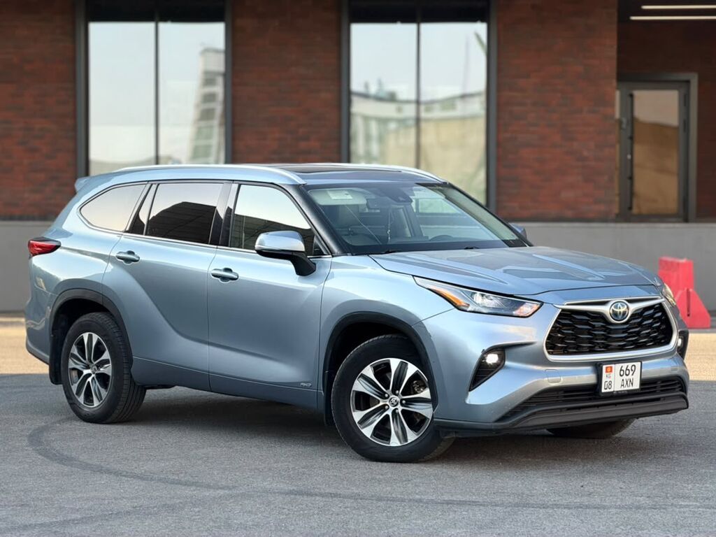 Toyota Highlander: 2022 г., 2.5 л, Вариатор, Гибрид, Кроссовер: фото 3