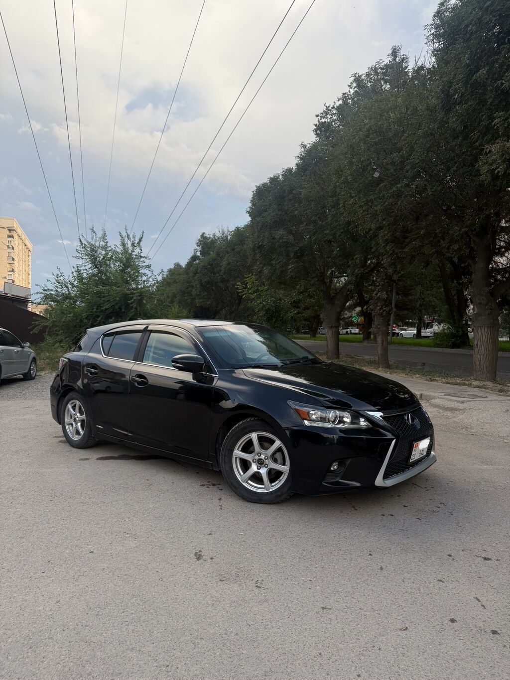 Lexus CT: 2017 г., 1.8 л, Вариатор, Гибрид, Хэтчбэк: фото 3