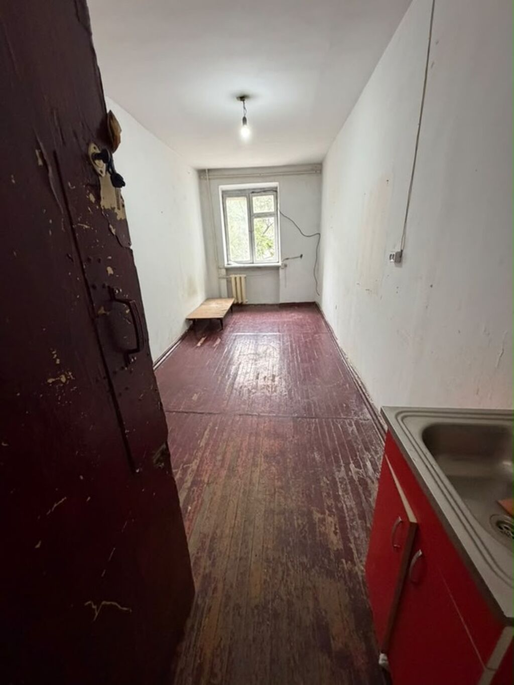Комната в общежитии коридорного типа. 12 кВ м этаж 2/5 Отопление: фото 2
