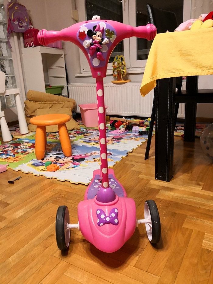 Ostale dečije stvari: Minnie trotinet na lalafo.rs Minnie trotinet - Beograd