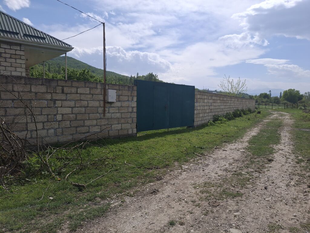Qusar, 72 kv. m, 3 otaqlı, Hovuzsuz, Qaz, İşıq, Su