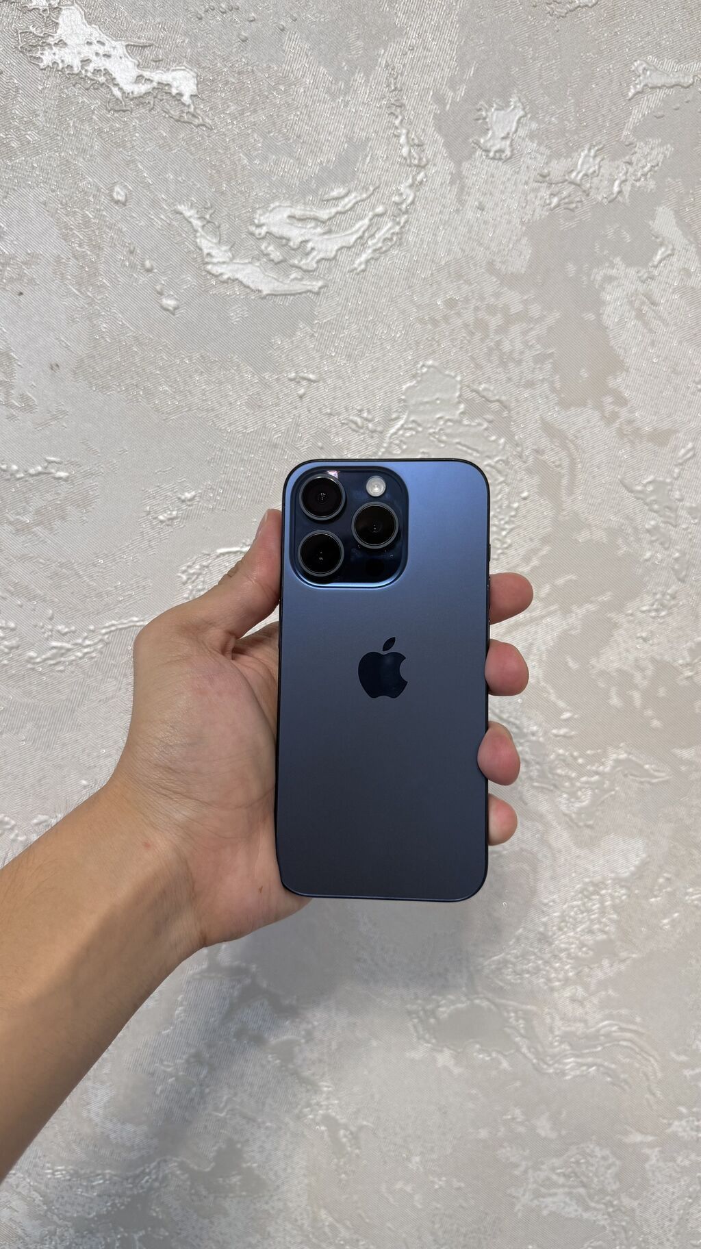 IPhone 15 Pro, Б/у, 256 ГБ, Blue Titanium, 80 % — фото 2