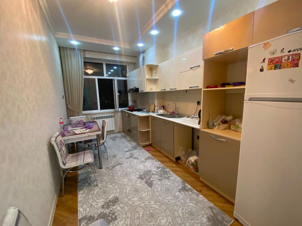 3 otaqlı, Yeni tikili, 108 kv. m