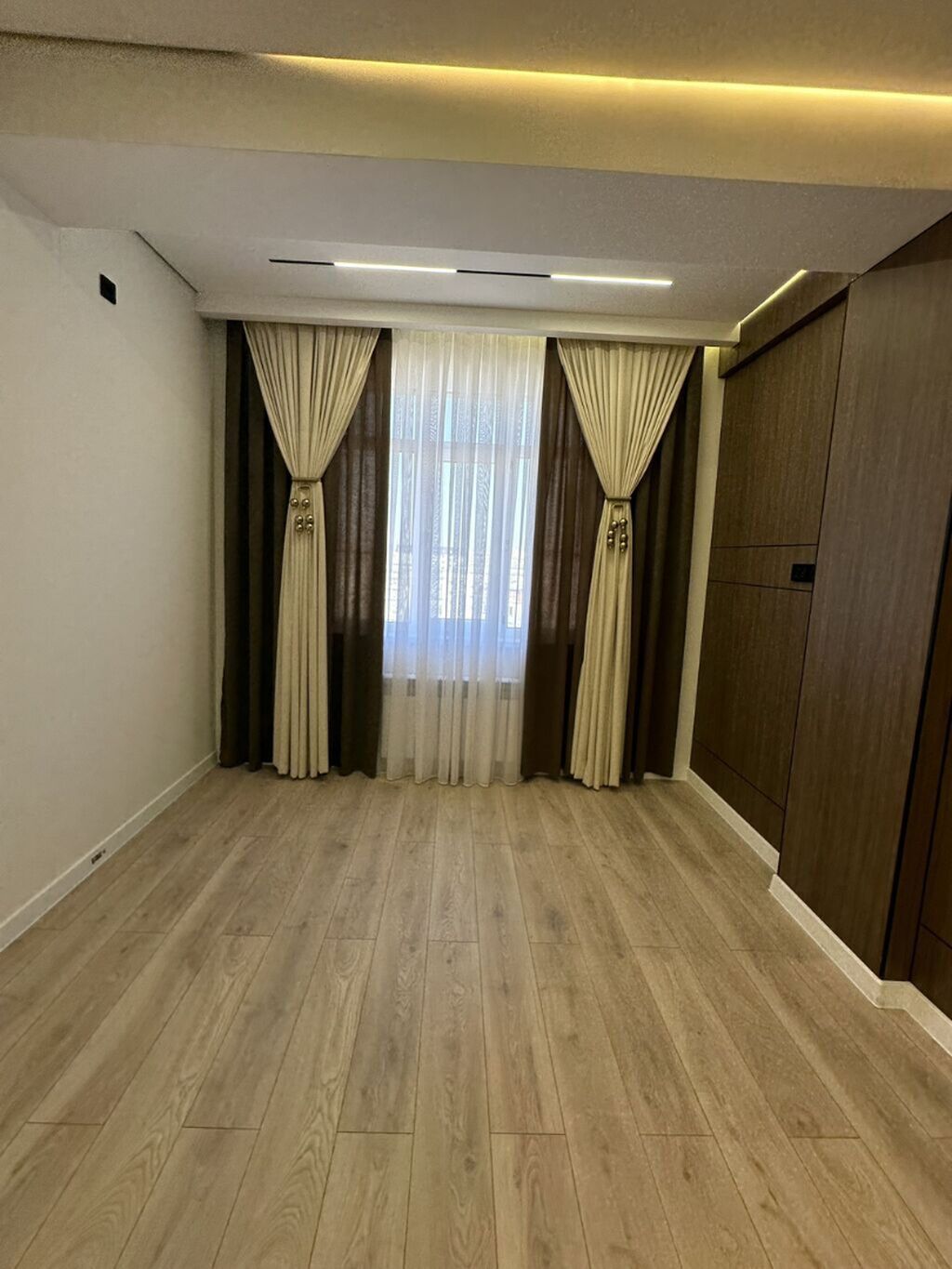 2 комнаты, 52 м², Джал мкр (в т.ч. Верхний, Нижний, Средний) Элитка, 11 этаж, Дизайнерский ремонт: фото 5
