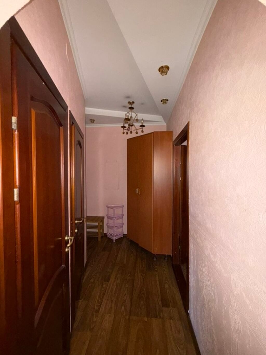 В квартире есть вся необходимая мебель и техника для комфортного: фото 3