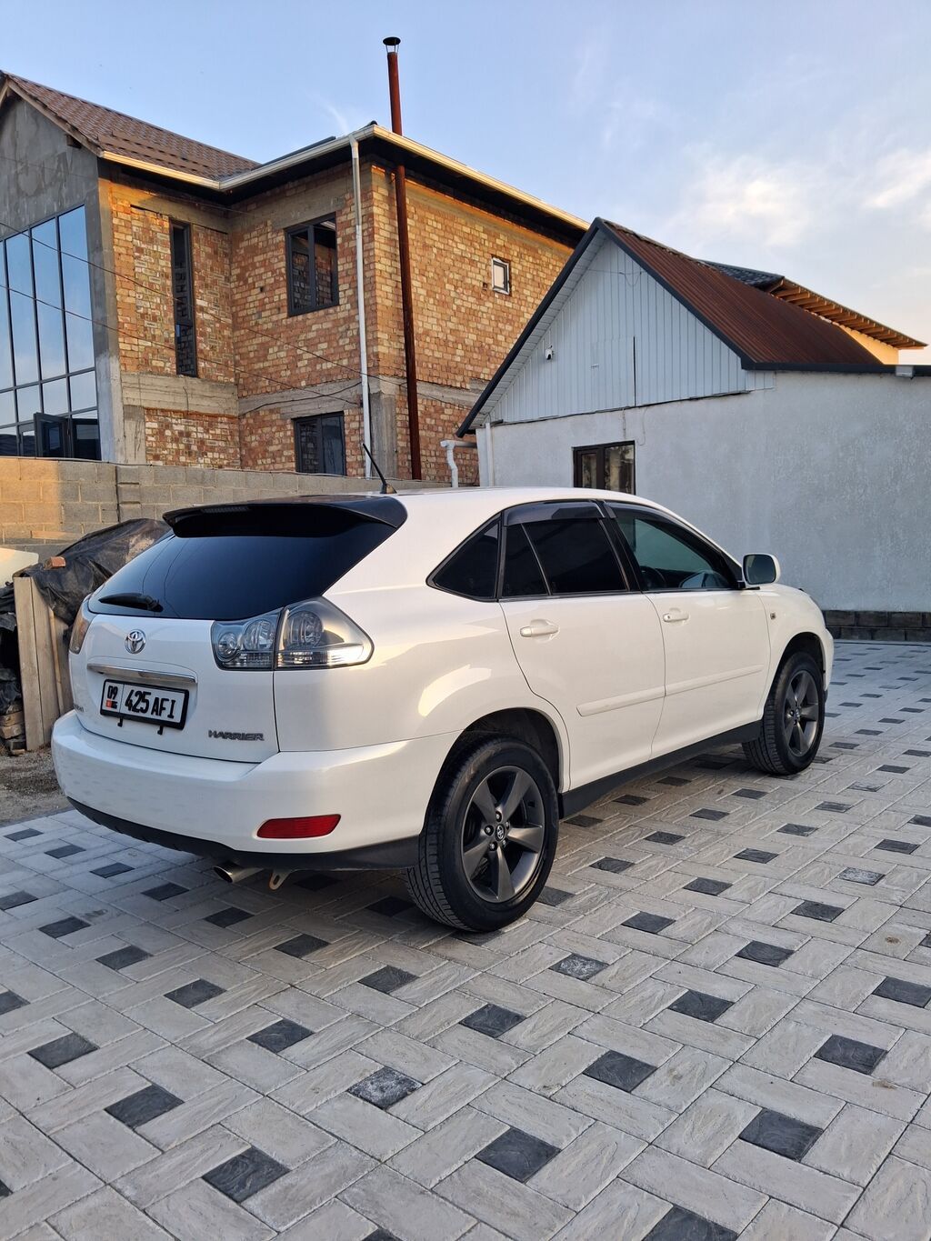 Toyota Harrier: 2004 г., 3 л, Автомат, Бензин, Кроссовер: фото 4