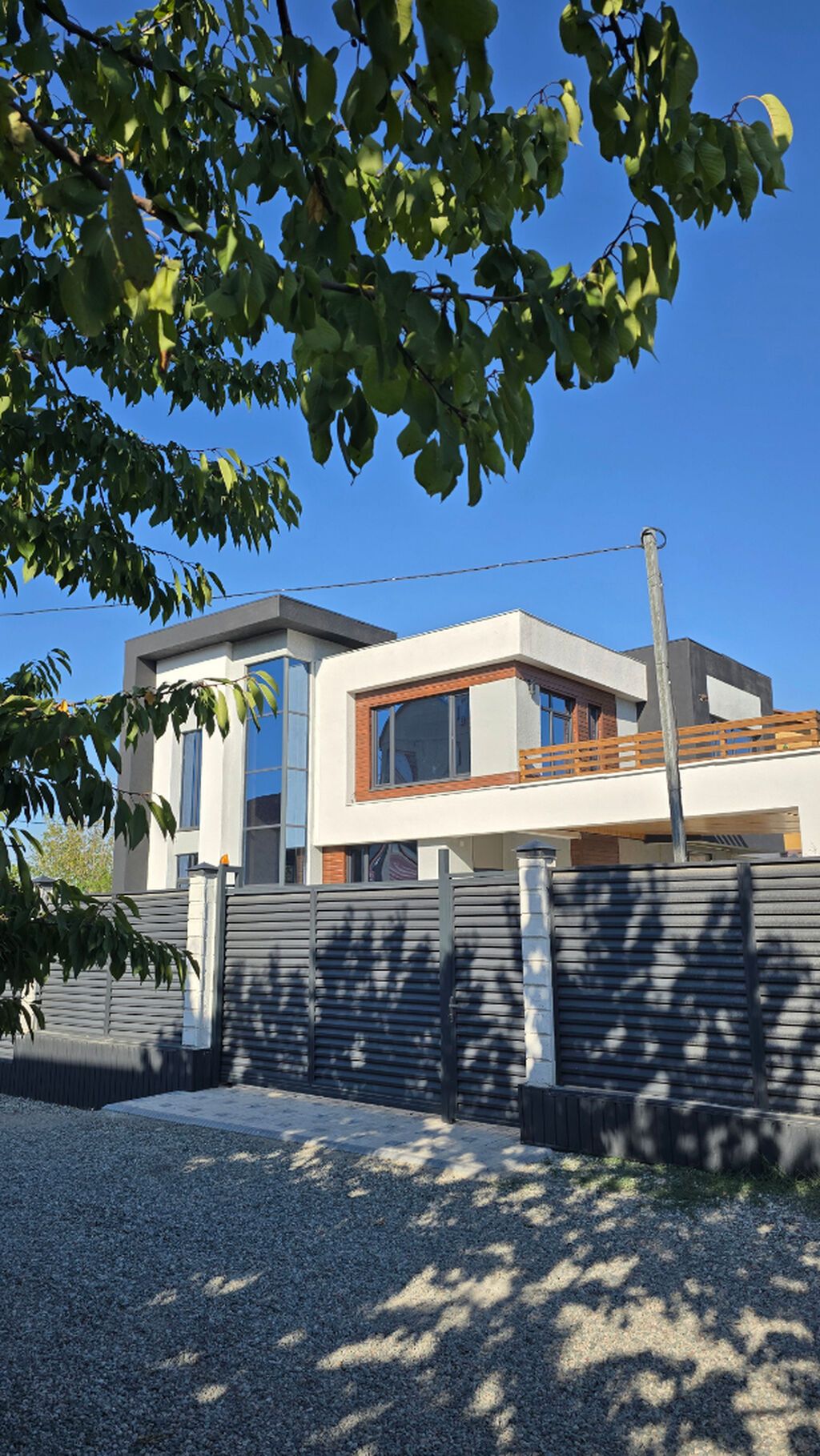Продам современный дом 350 м² в районе Ахунбаева: фото 3