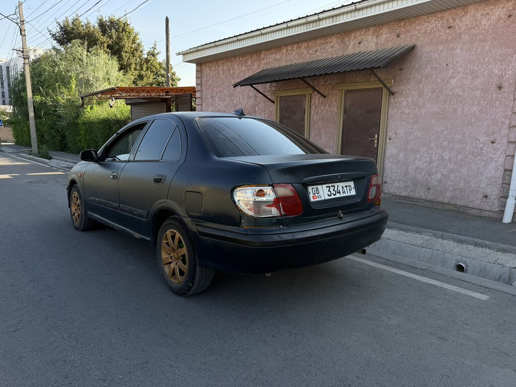 Nissan Almera: 2000 г., 1.8 л, Механика, Бензин, Седан: фото 8