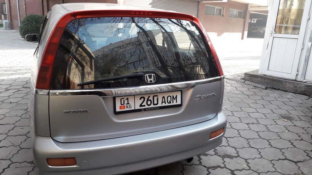 Honda Stream: 2002 г., 2 л, Автомат, Бензин, Минивэн: фото 5