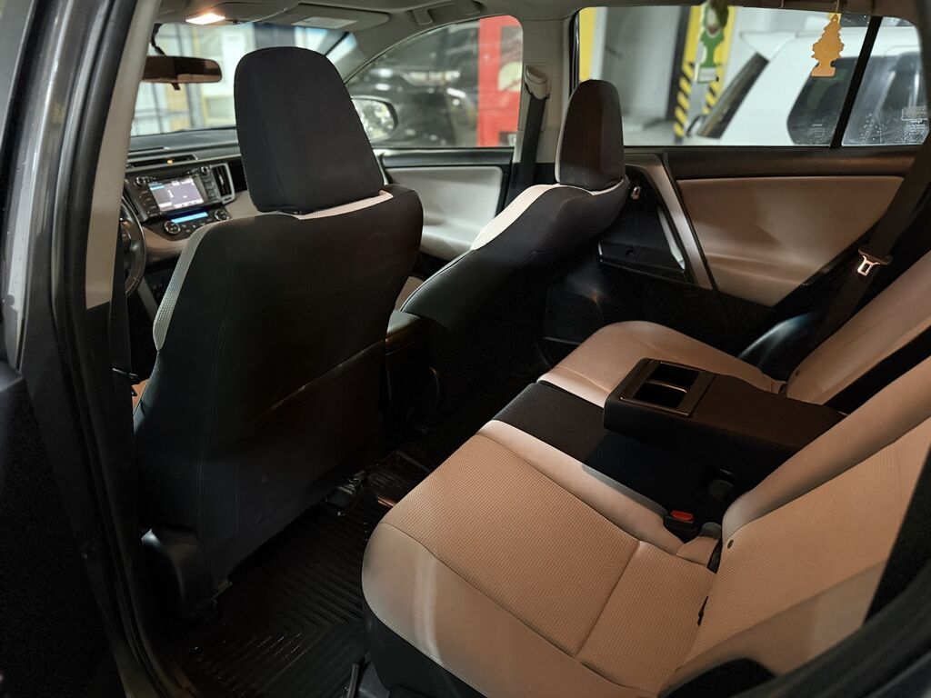 Toyota RAV4: 2016 г., 2.5 л, Автомат, Бензин: фото 7