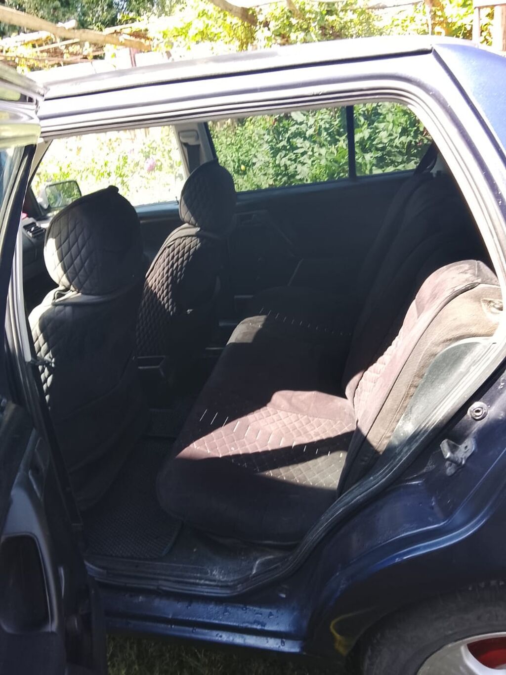 Volkswagen Vento: 1994 г., 1.8 л, Механика, Бензин, Седан: фото 6
