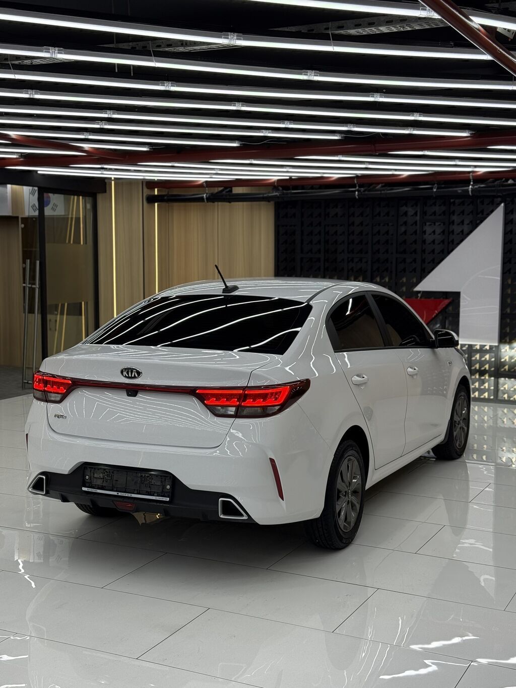 Kia Rio: 2021 г., 1.6 л, Автомат, Бензин, Седан: фото 6