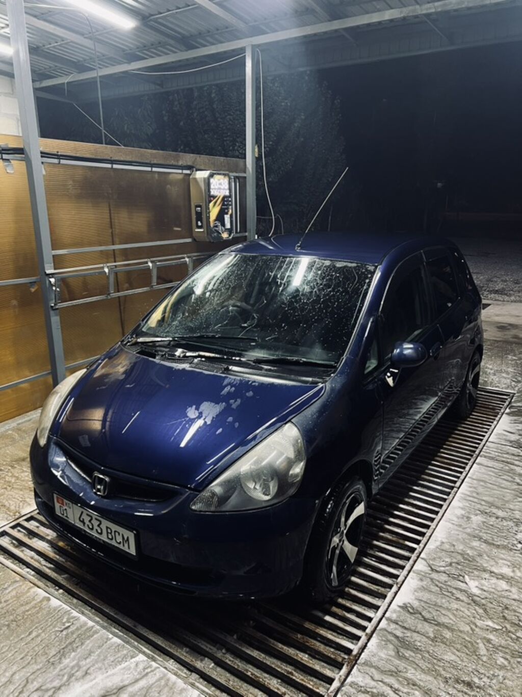 Honda Fit: 2003 г., 1.3 л, Автомат, Бензин, Хэтчбэк: фото 3