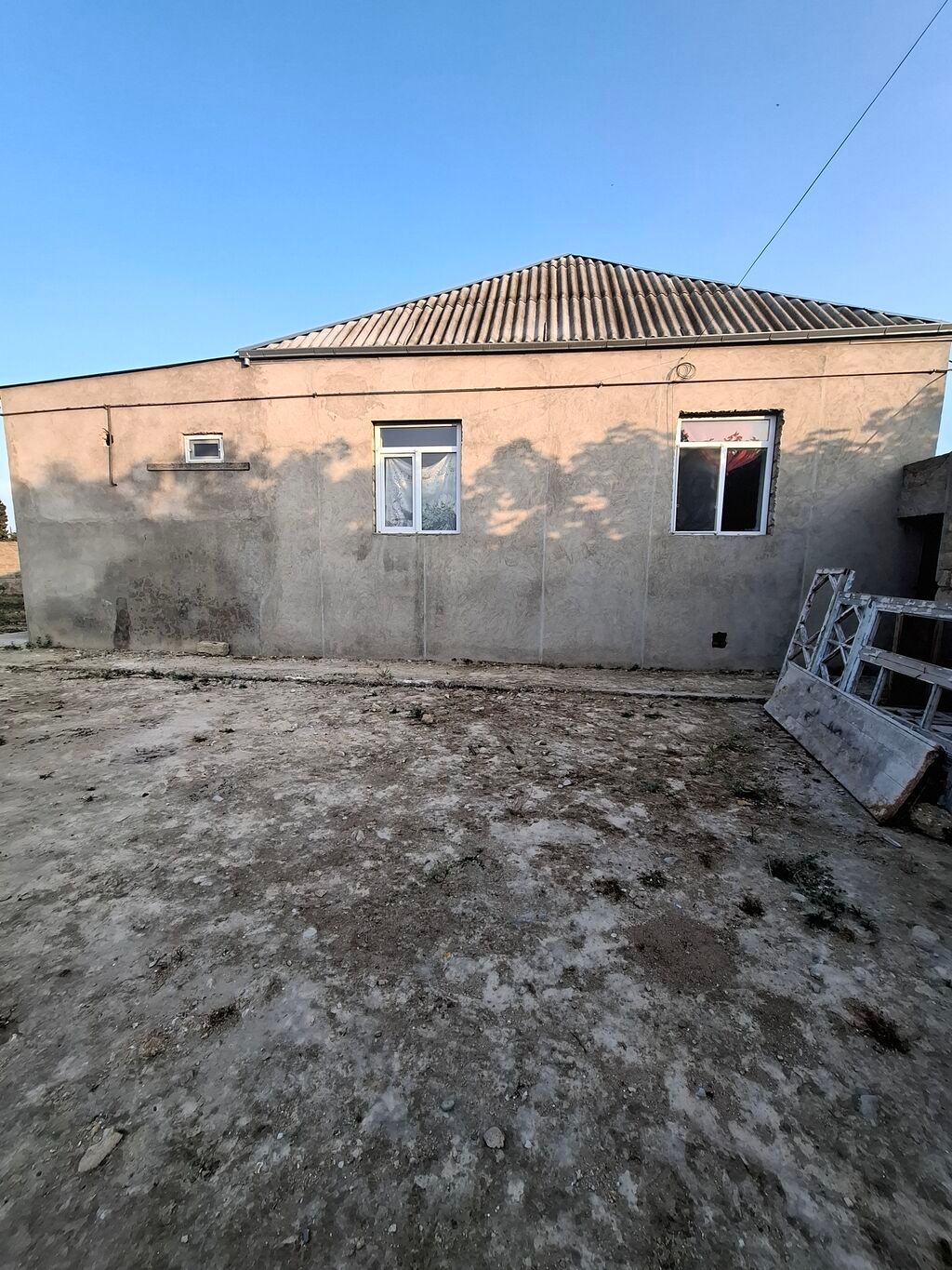 4 otaqlı, 140 kv. m, Kredit yoxdur, Orta təmir