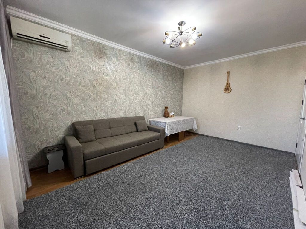 3 комнаты, 60 м², Асанбай мкр 106 серия, 9 этаж, Старый ремонт: фото 1