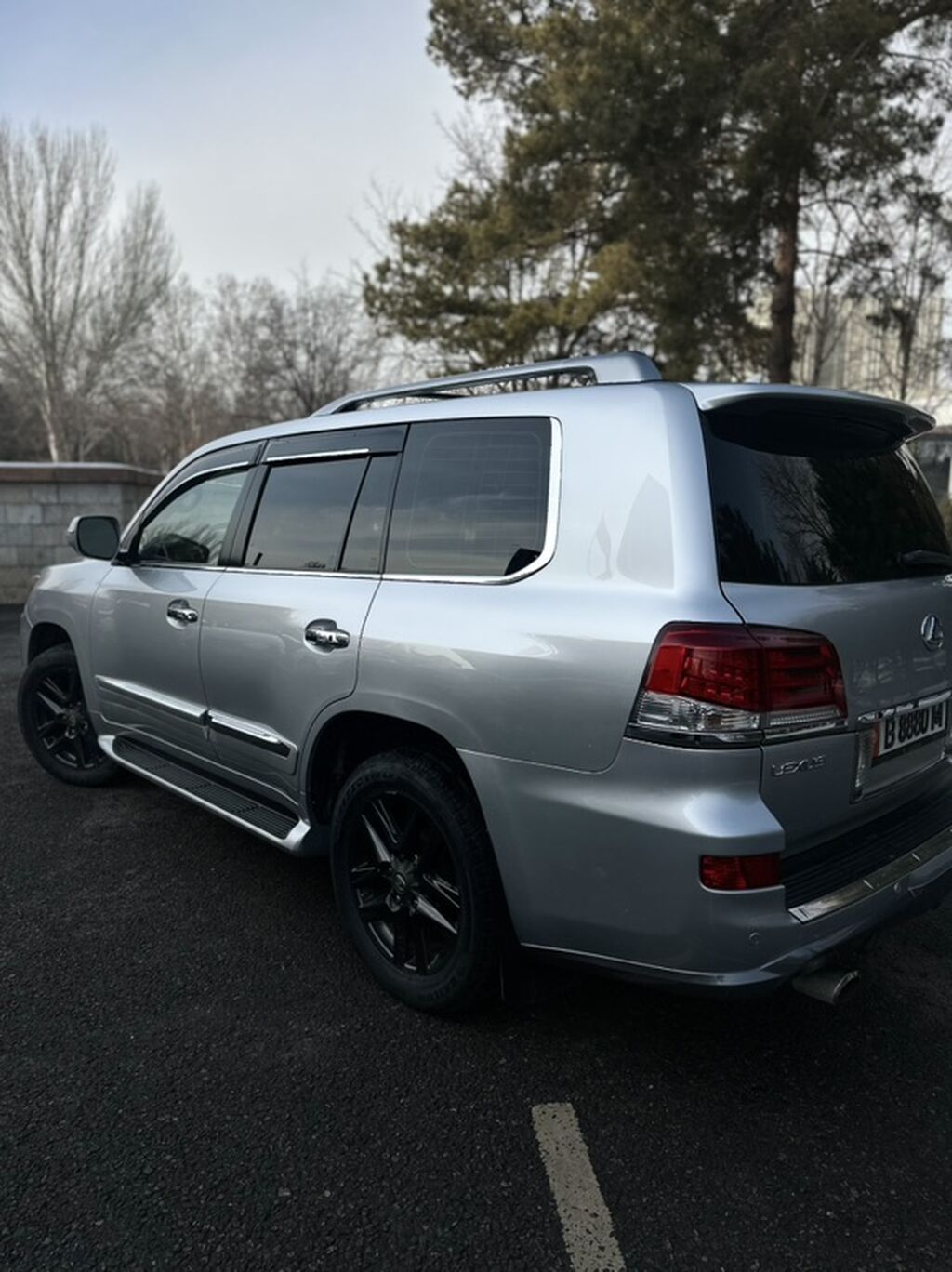 Lexus LX: 2008 г., 5.7 л, Автомат, Газ, Внедорожник: фото 2