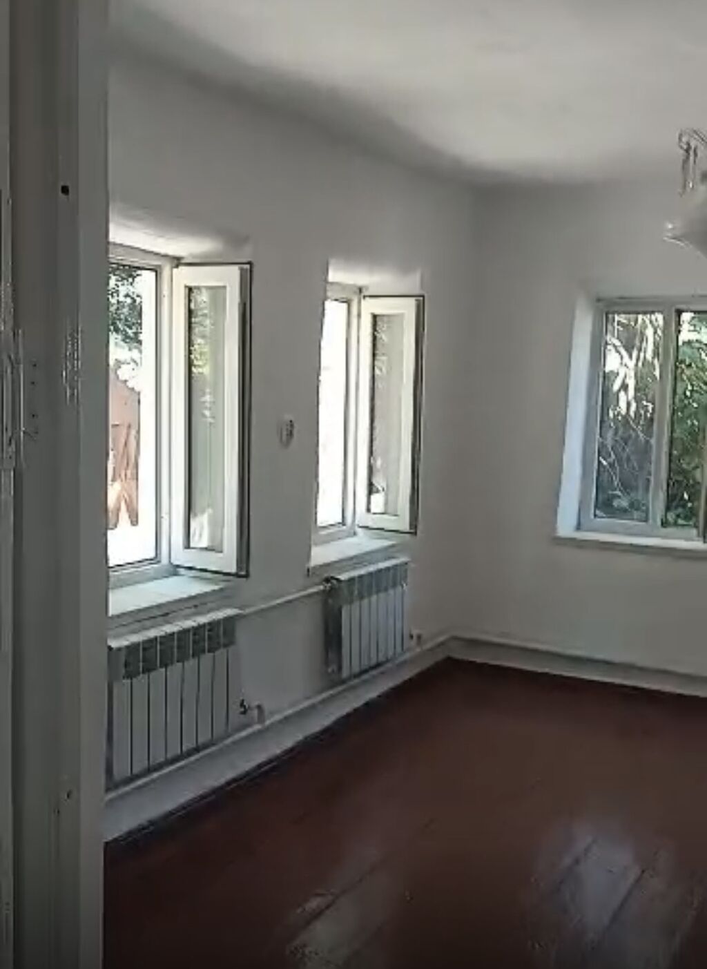 Сдам квартиру в новом доме, р-н Кудайберген: фото 1