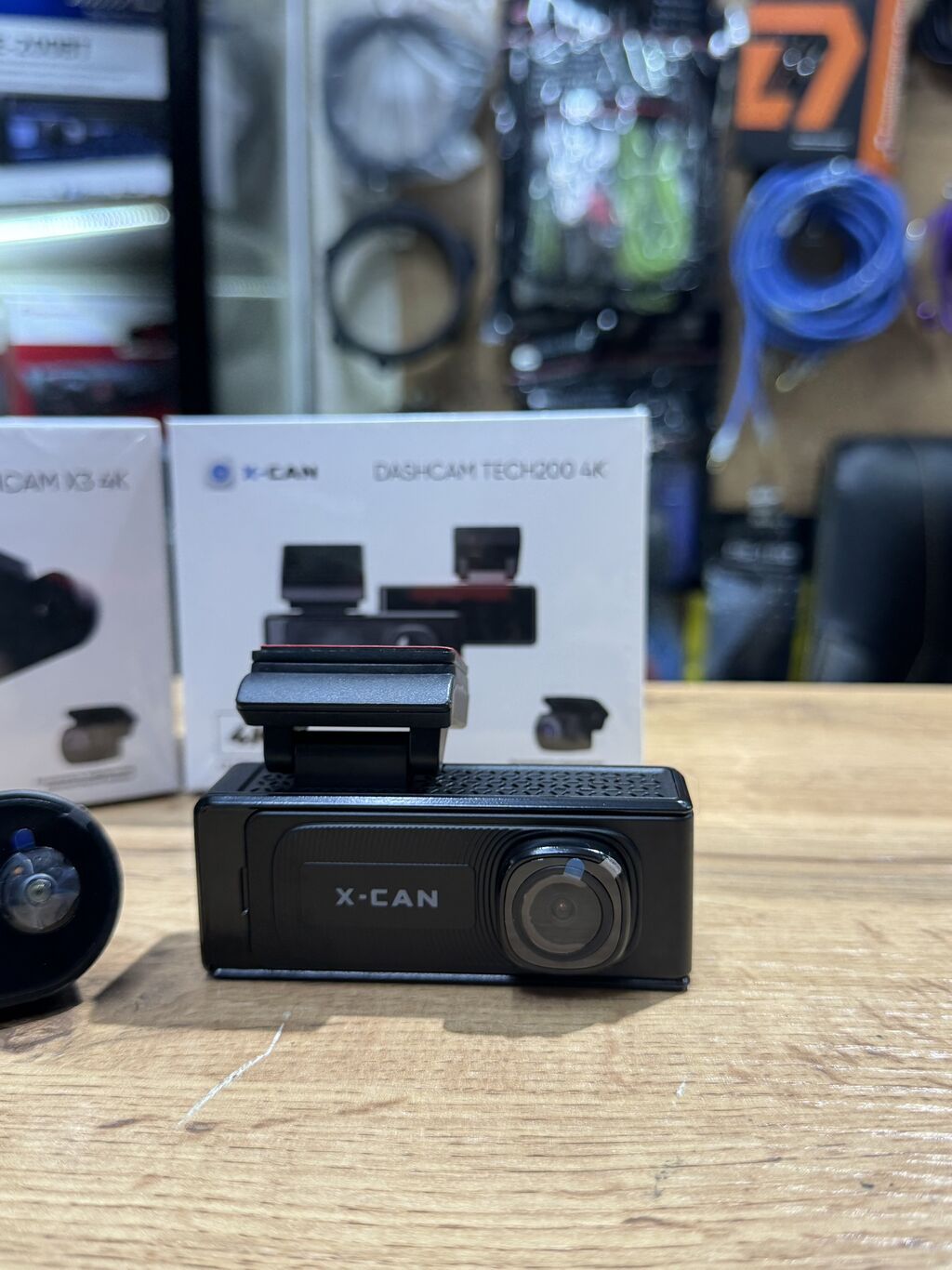 Видеорегистратор X-CAN Dashcam TECH200 4K / X3 4K Две разные модели: фото 3
