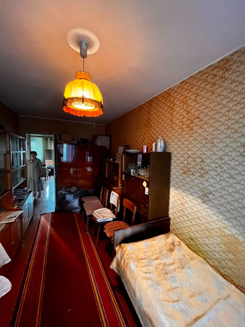 3 комнаты, 58 м², 4 мкр 104 серия, 4 этаж, Косметический ремонт: фото 2
