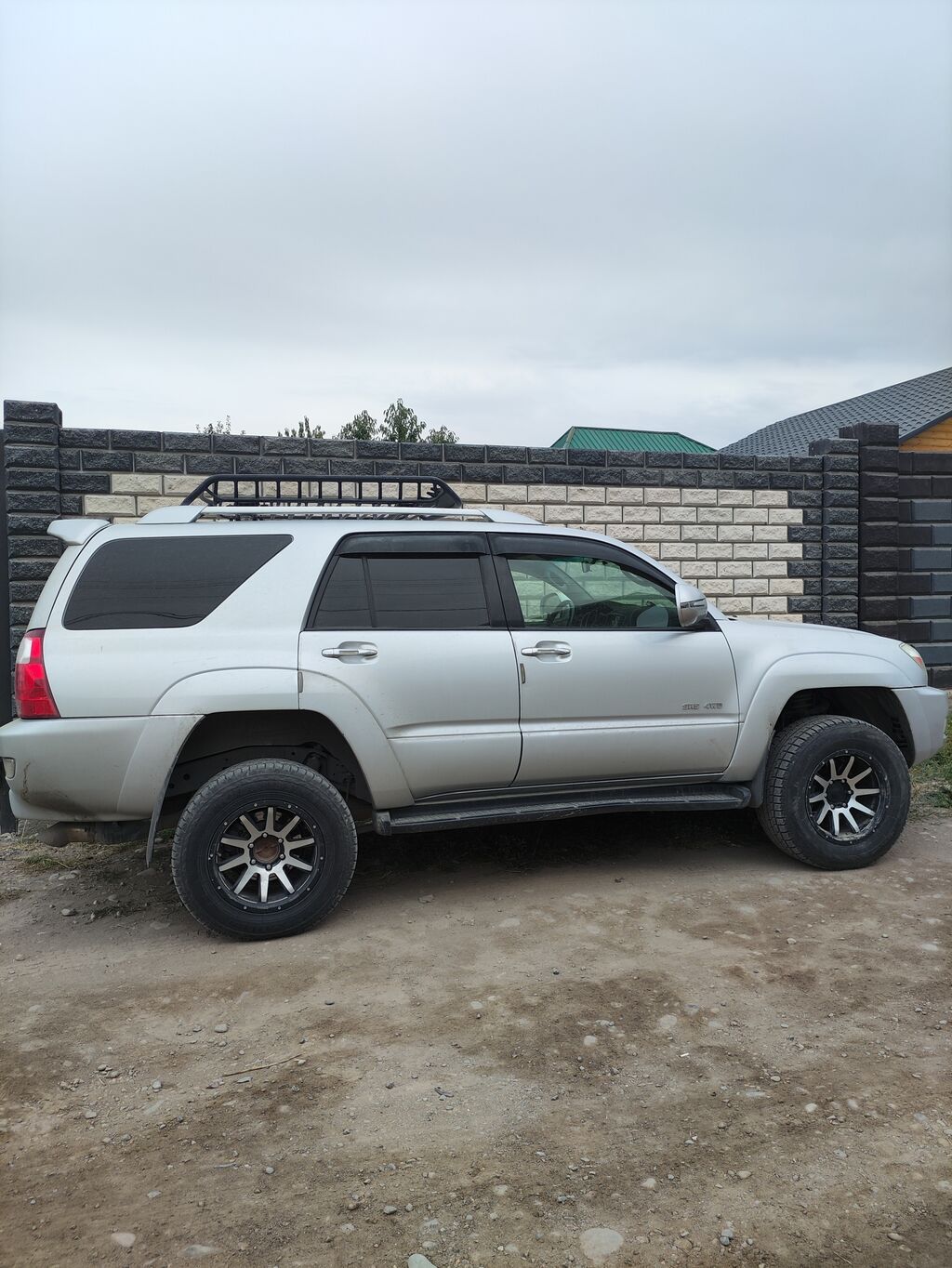 Toyota 4Runner: 2005 г., 4 л, Автомат, Газ, Внедорожник: фото 6