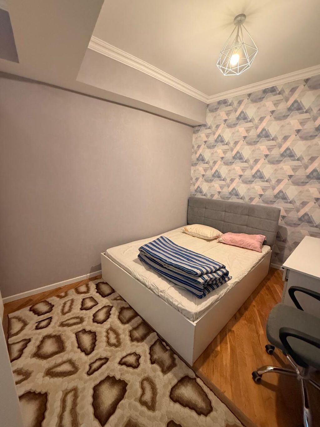📍 Mənzil Yasamal rayonu, Nizami metrosunun çıxışında yerləşir. 🏢 Bina