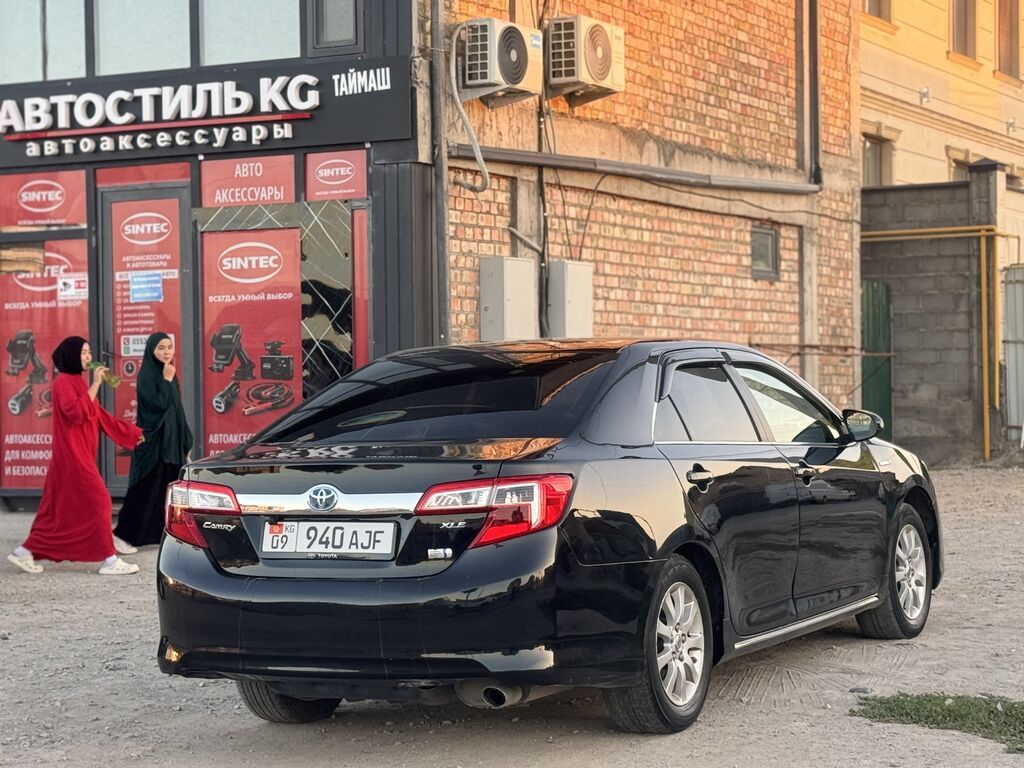 Toyota Camry: 2013 г., 2.5 л, Вариатор, Гибрид, Седан: фото 4