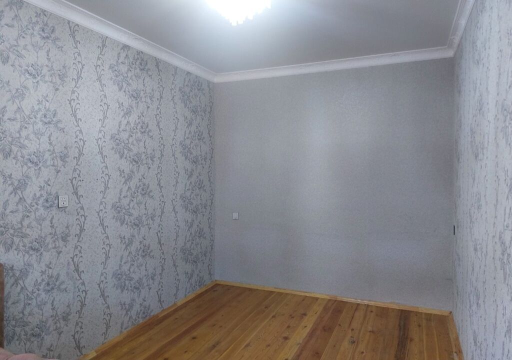 90 kv. m, 2 otaqlı, Kombi, Qaz, İşıq