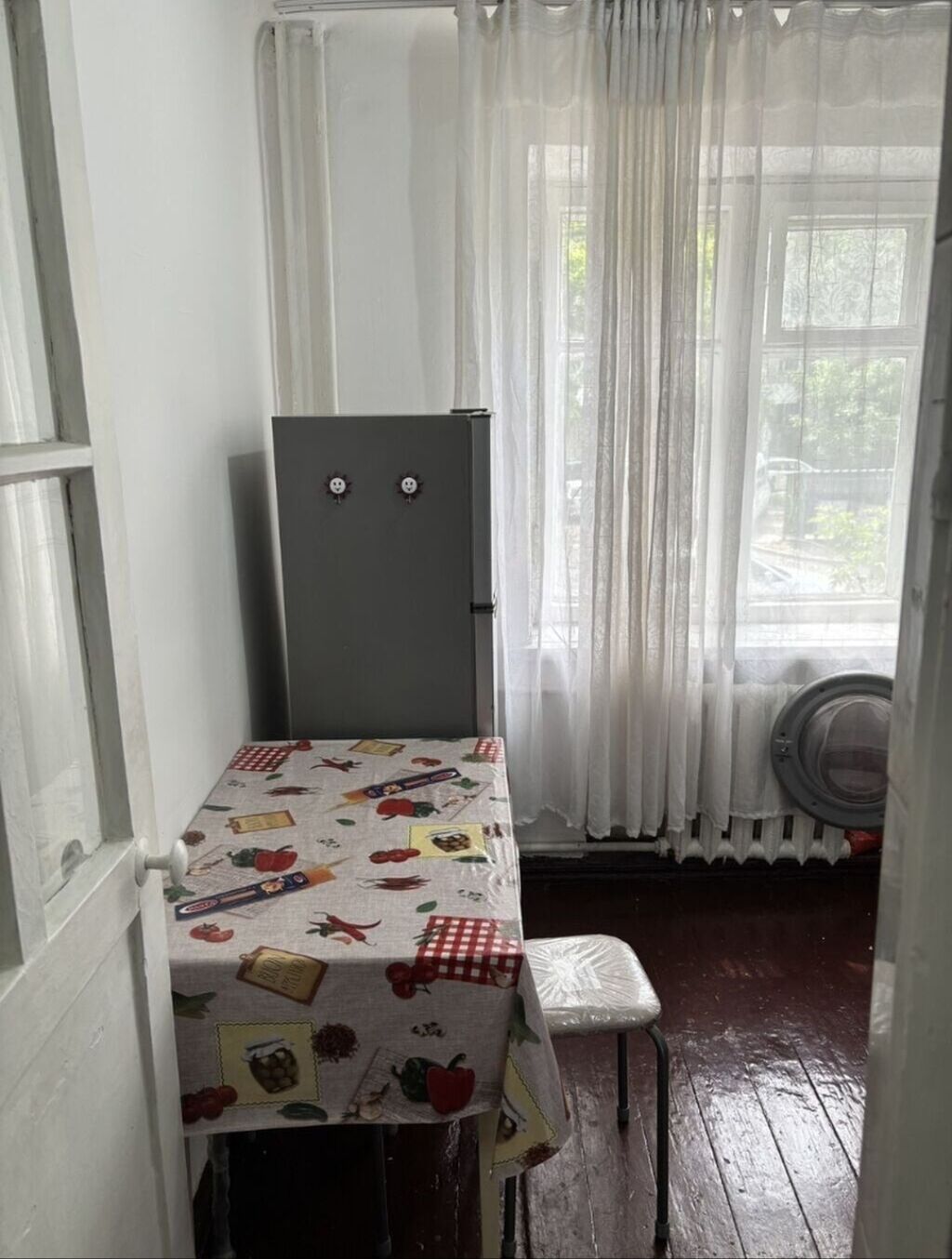1 комната, 30 м², Таатан ТЦ Индивидуалка, 2 этаж, Старый ремонт: фото 2
