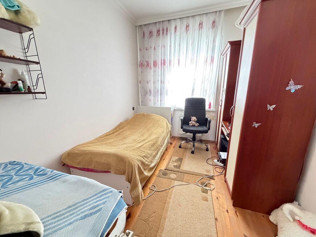 8 otaq, 224 kv. m, Kredit yoxdur, Orta təmir