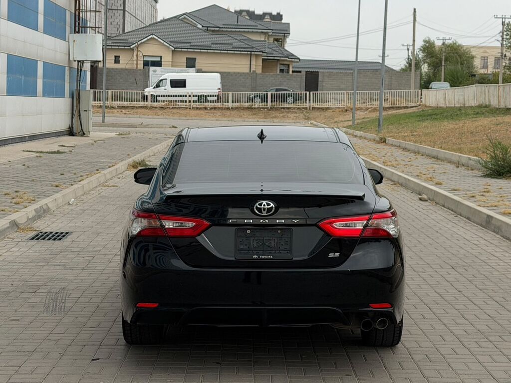 Toyota Camry: 2019 г., Автомат, Бензин, Седан: фото 4