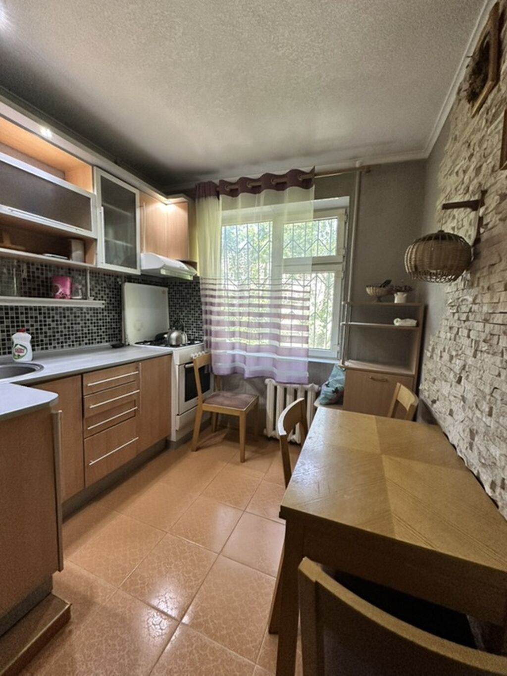 3 комнаты, 58 м², ул. Боконбаева / Гоголя 104 серия, 2 этаж: фото 2