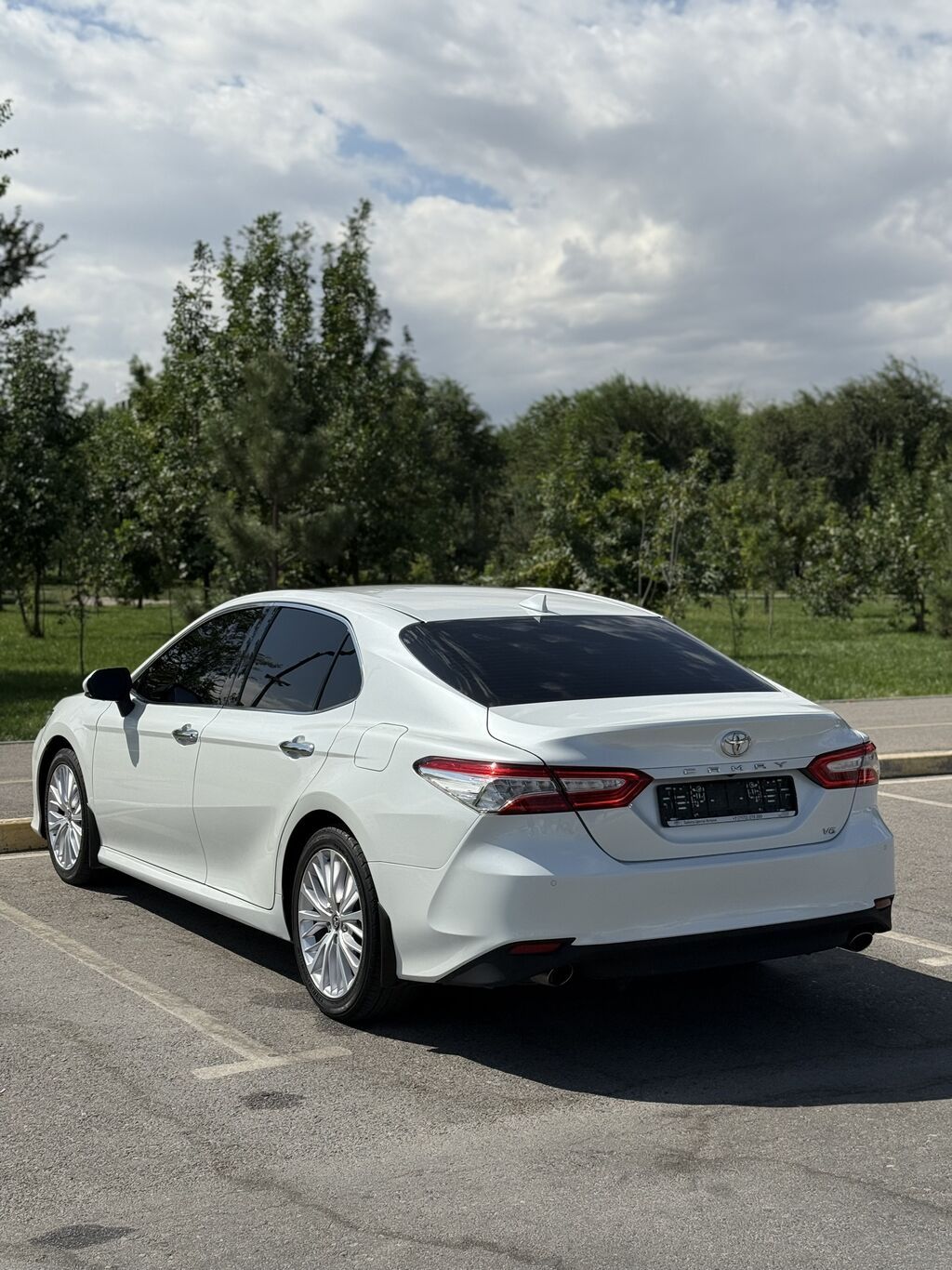 Toyota Camry: 2020 г., 3.5 л, Автомат, Бензин, Седан: фото 5