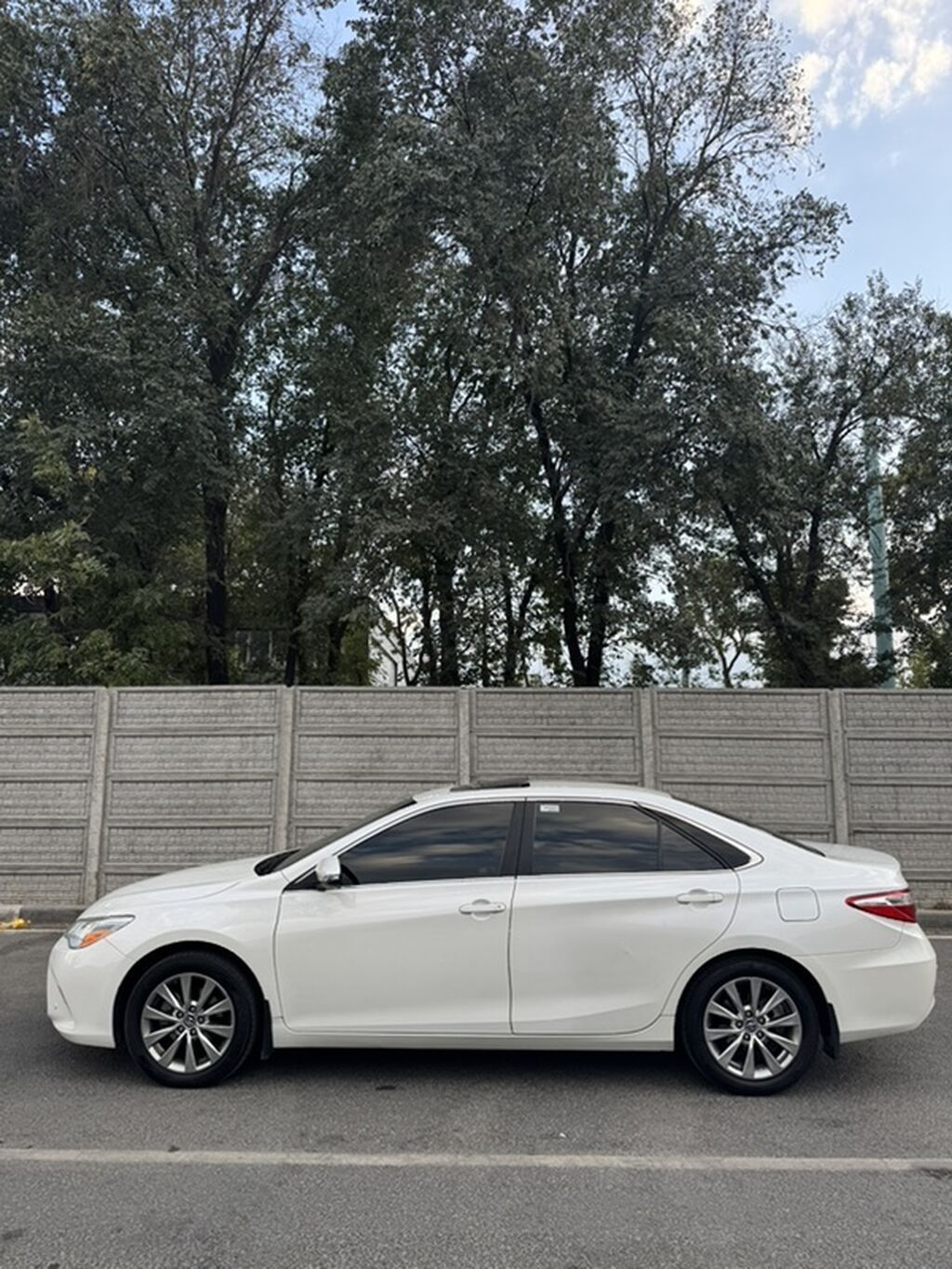 Toyota Camry: 2017 г., 2.5 л, Автомат, Бензин, Седан: фото 3