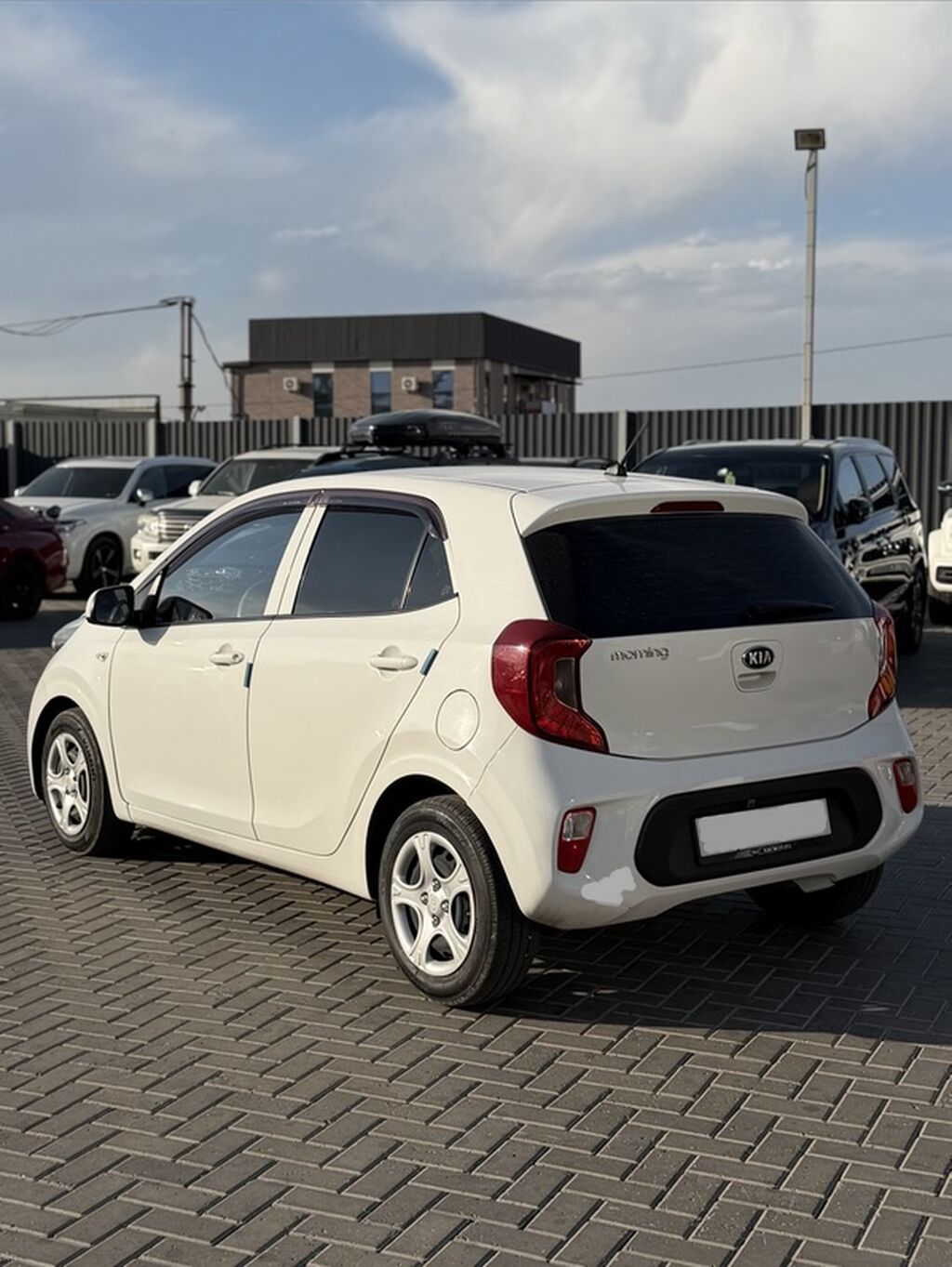 Kia Morning: 2018 г., 1 л, Автомат, Газ, Хэтчбэк: фото 4