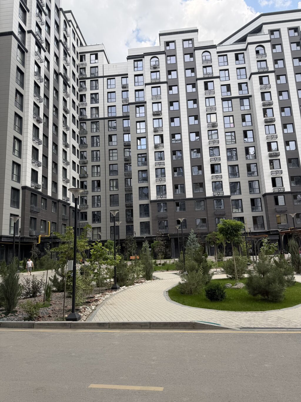 Сдам 3-комнатную квартиру 105 м² в ЖК «Кап Строй Сити»: фото 3