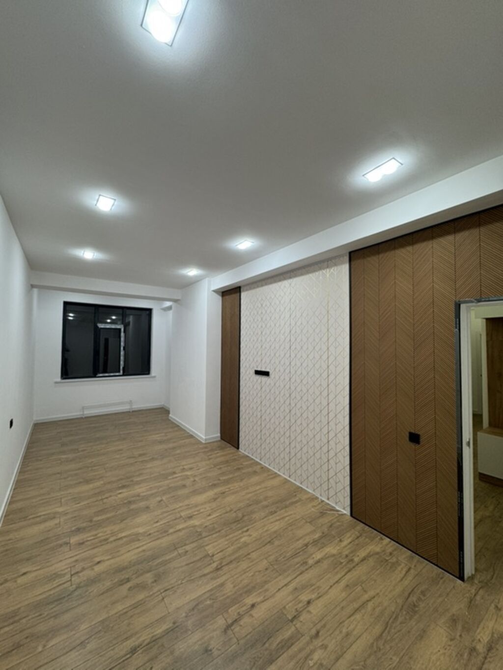 3 комнаты, 86 м², Фрунзе мкр., Элитка, 9 этаж, Дизайнерский ремонт: фото 1