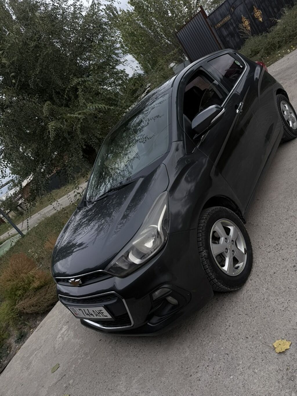 Продам Chevrolet Spark 2017 г., автомат, бензин: фото 3
