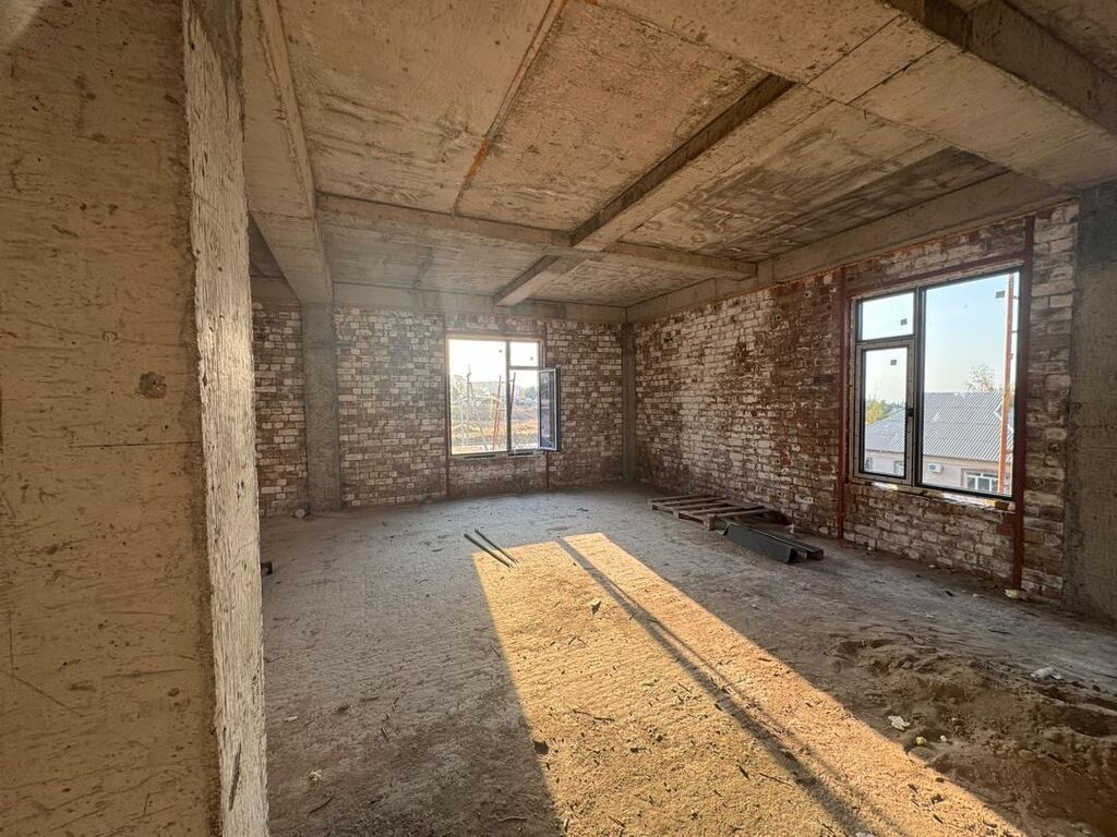 6 комнат и более, 250 м², 3 соток, Бишкек, Ала-Арча ж/м Риэлтор: фото 7