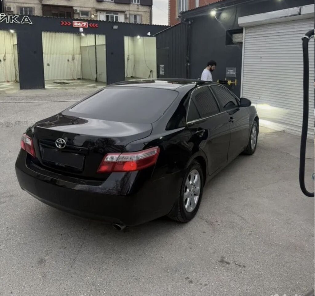 Продам Toyota Camry 2010 г., 2.4 л, механика: фото 2